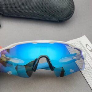 Oakley Radar EV Path – White Frame
